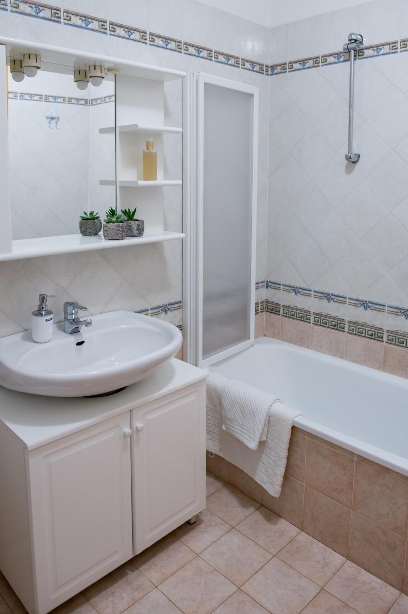 Appartamento Peler13 Con Balcone E Parcheggio Рива дел Гарда Екстериор снимка